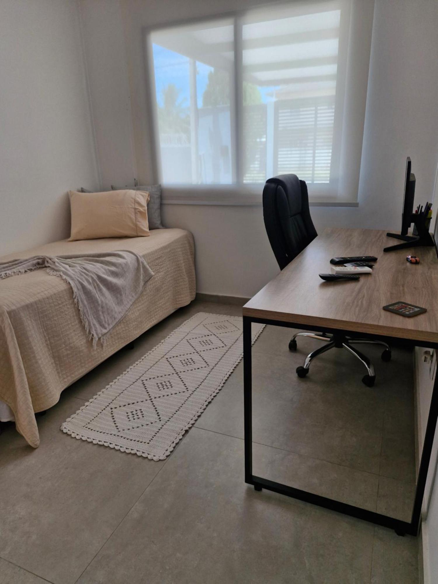 Solteiro Casa Familiar Da Mirian Quarto em Acomodações Particulares Niterói