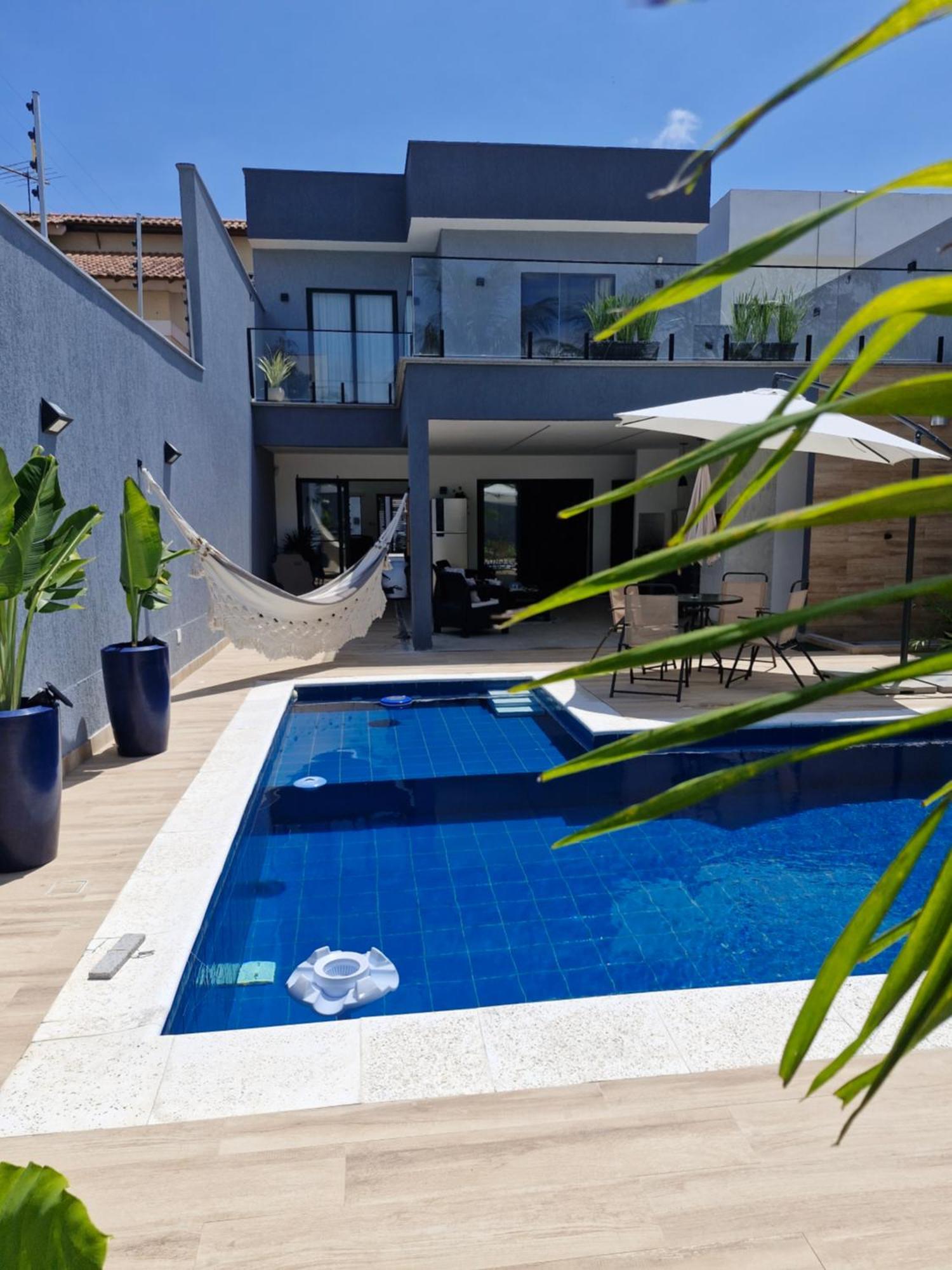 Solteiro Casa Familiar Da Mirian *